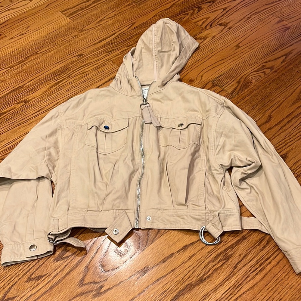 Forever 21 Woman’s Light Pink Jacket Size M